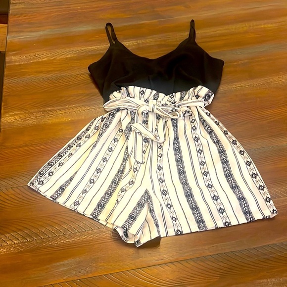 Pants - Lilly Rose 🌹 Romper